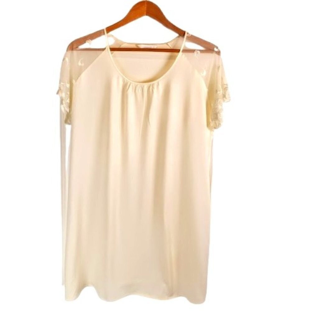 Hanro Ivory Cotton Sheer Mesh Embroidered Sleeve Short Nightgown